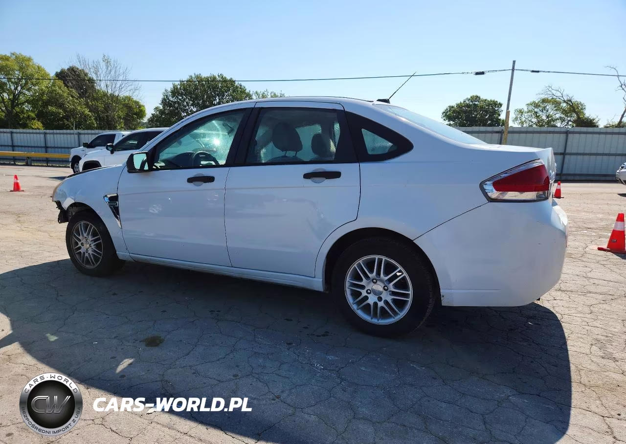 2008 Ford Focus Se VIN:1FAHP35N88W173333 - 2