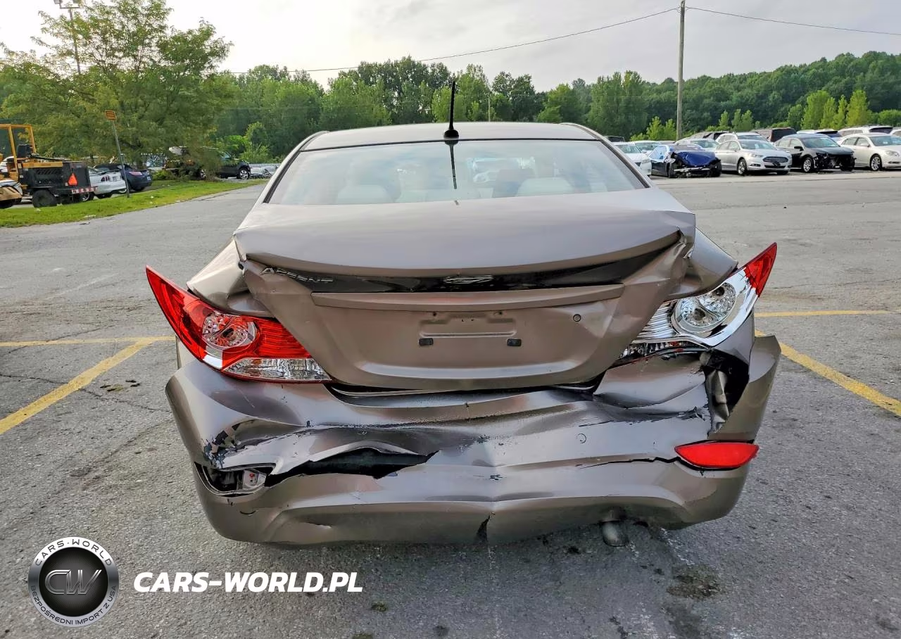 2013 Hyundai Accent Gls VIN:KMHCT4AE2DU363920 - 6