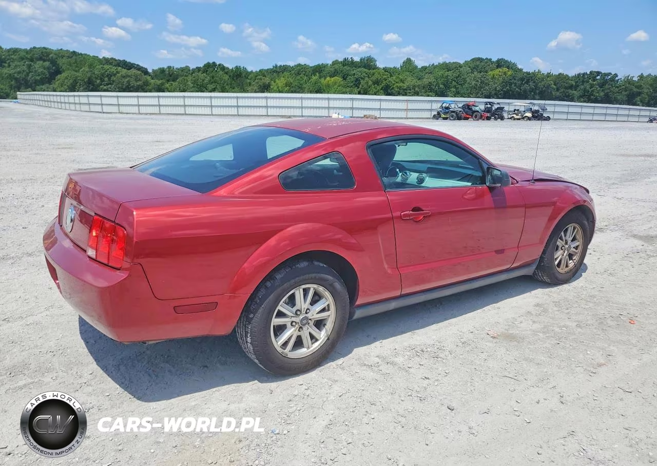 2007 Ford Mustang VIN:1ZVHT80N275282771 - 3