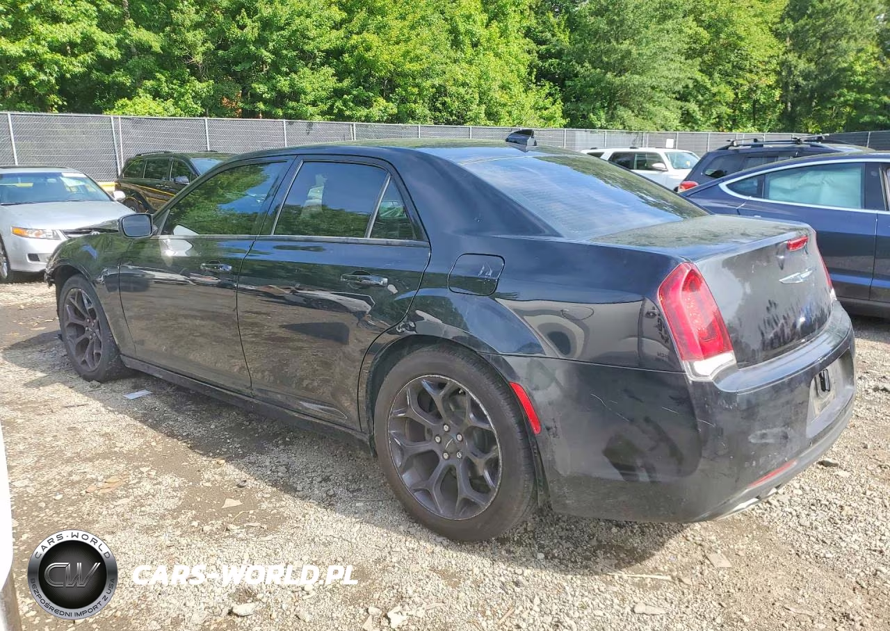 2019 Chrysler 300 S VIN:2C3CCABG5KH648053 - 2