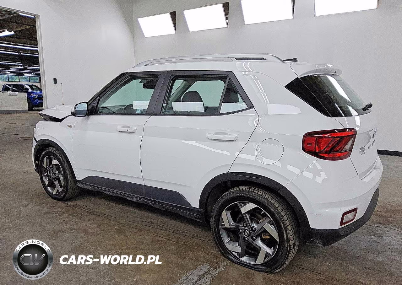 2025 Hyundai Venue Sel VIN:KMHRC8A3XSU354931 - 2