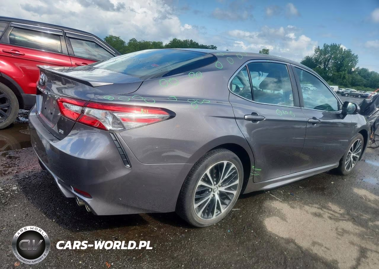 2018 Toyota Camry Se VIN:4T1B11HK0JU096154 - 3