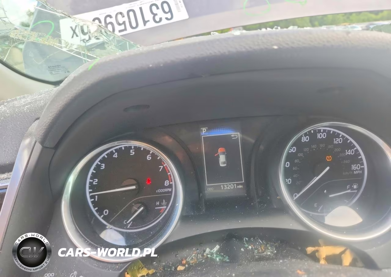 2018 Toyota Camry Se VIN:4T1B11HK0JU096154 - 9