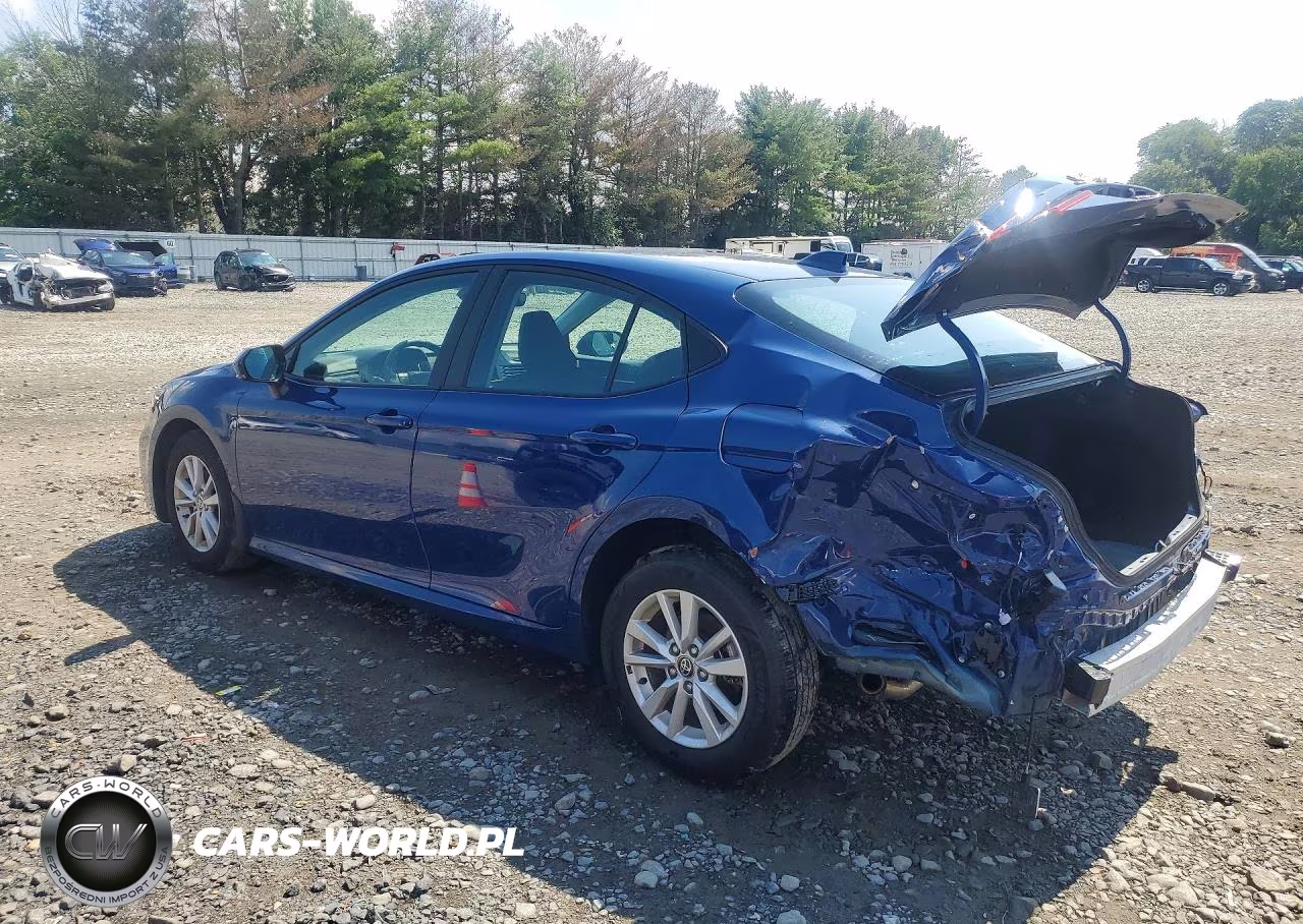 2025 Toyota Camry Le VIN:4T1DBADKXSU026352 - 2