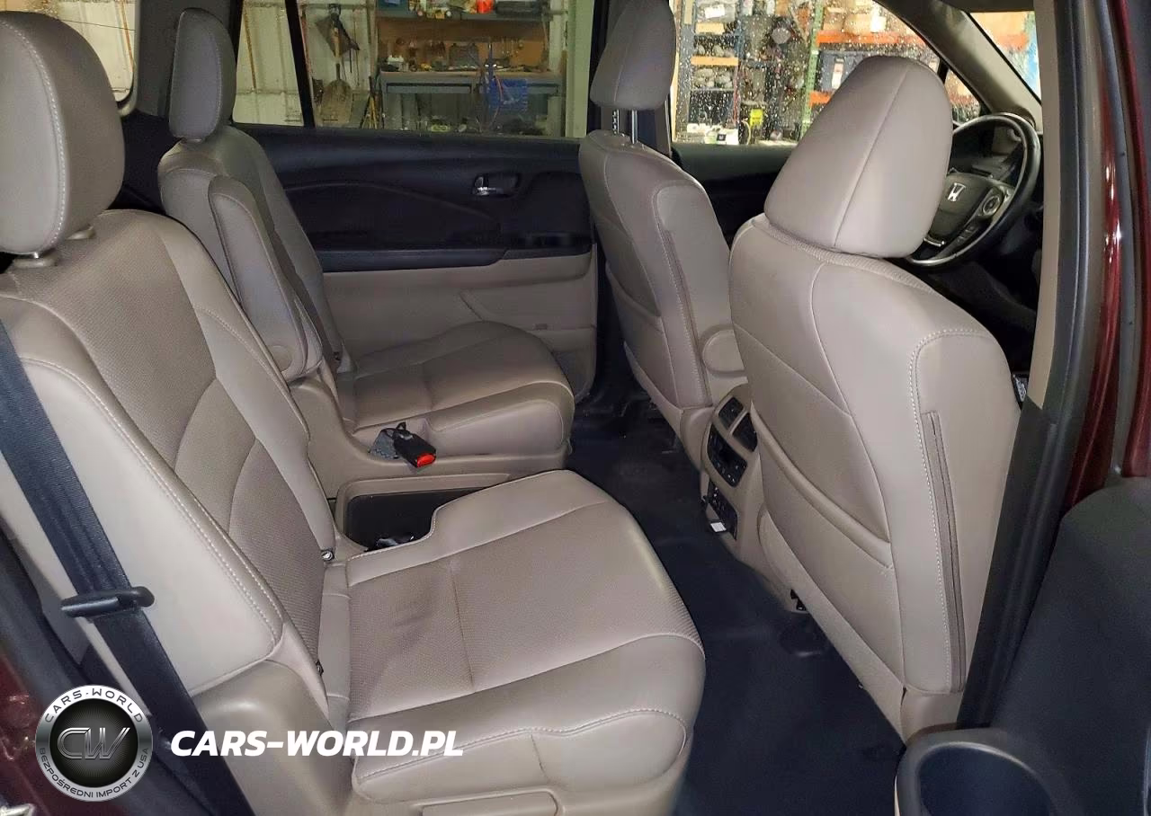 2017 Honda Pilot Elite VIN:5FNYF6H01HB006931 - 11