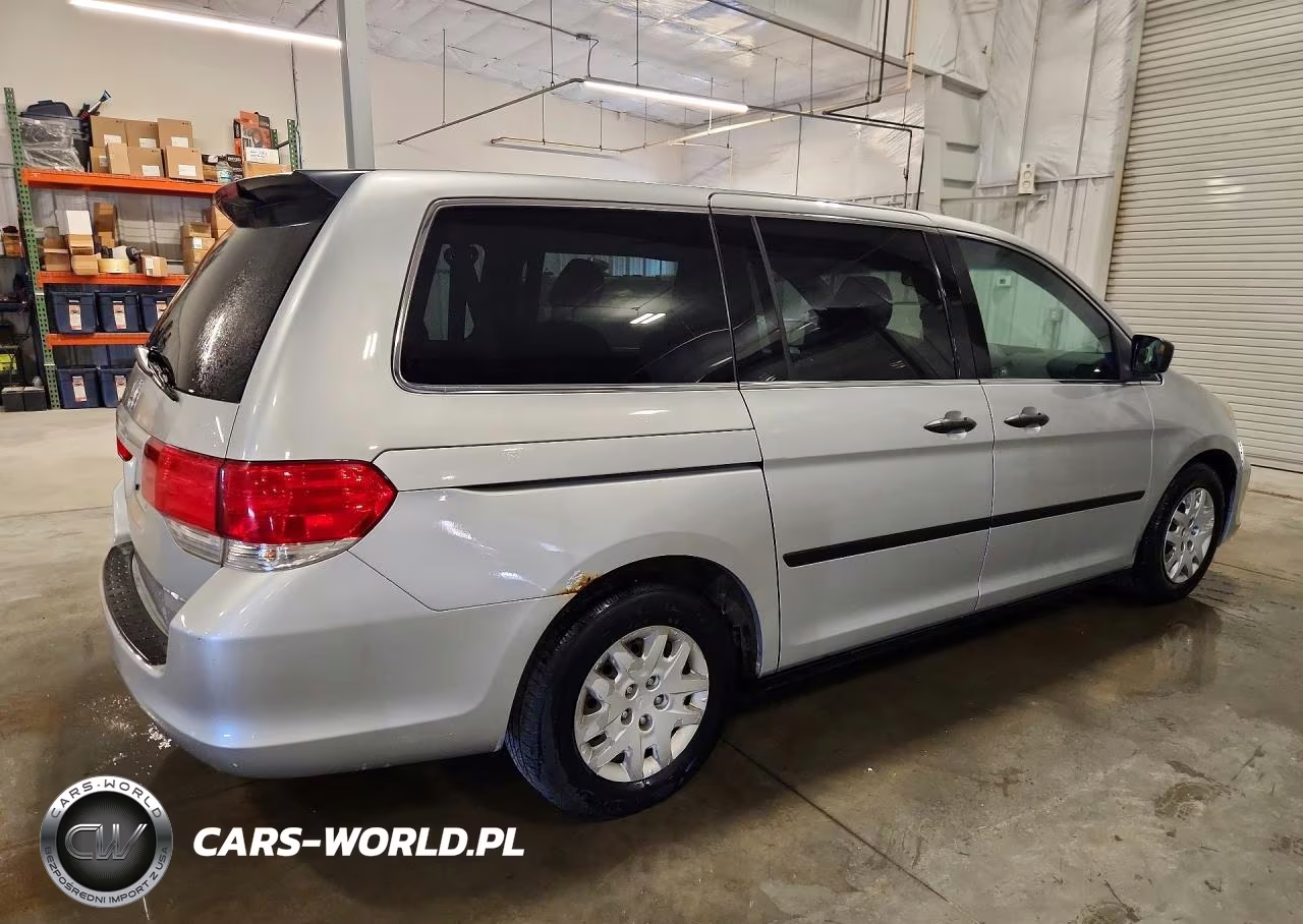 2010 Honda Odyssey Lx VIN:5FNRL3H21AB112024 - 3
