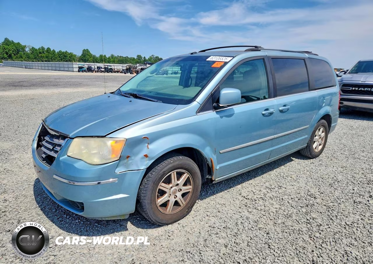 2010 Chrysler Town & Country Touring
