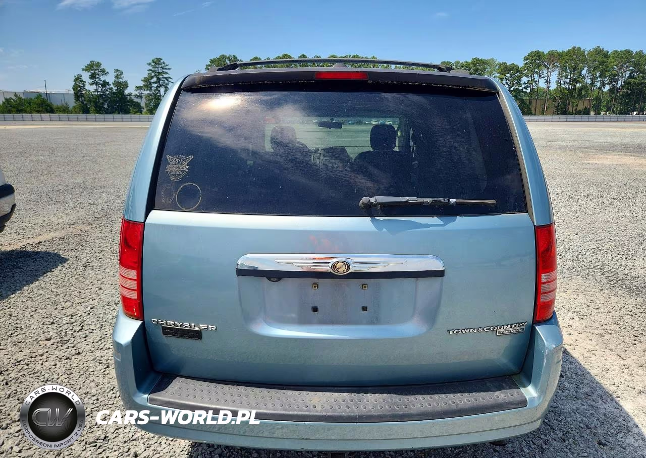 2010 Chrysler Town & Country Touring VIN:2A4RR5D19AR240727 - 6
