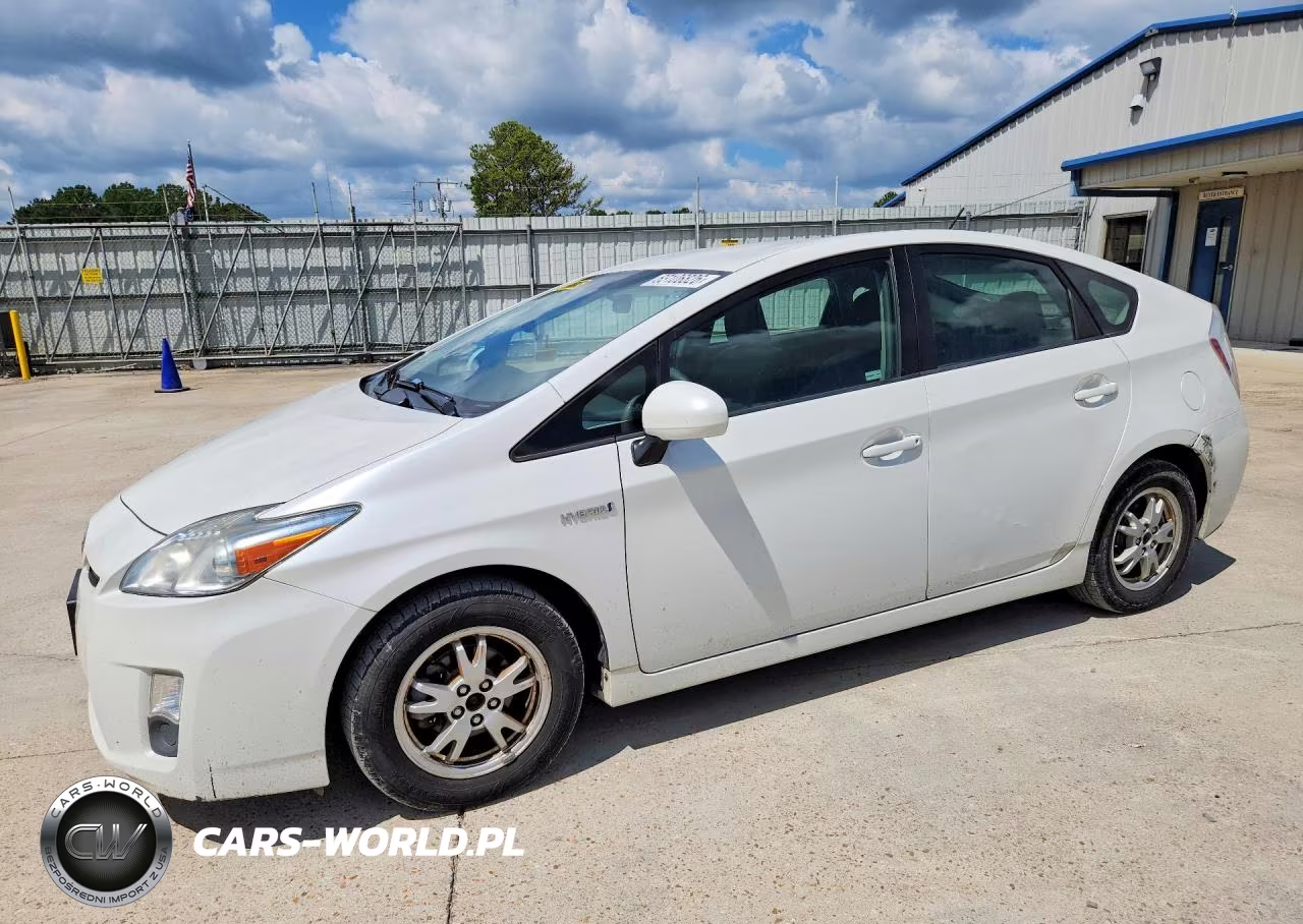 2011 Toyota Prius Two