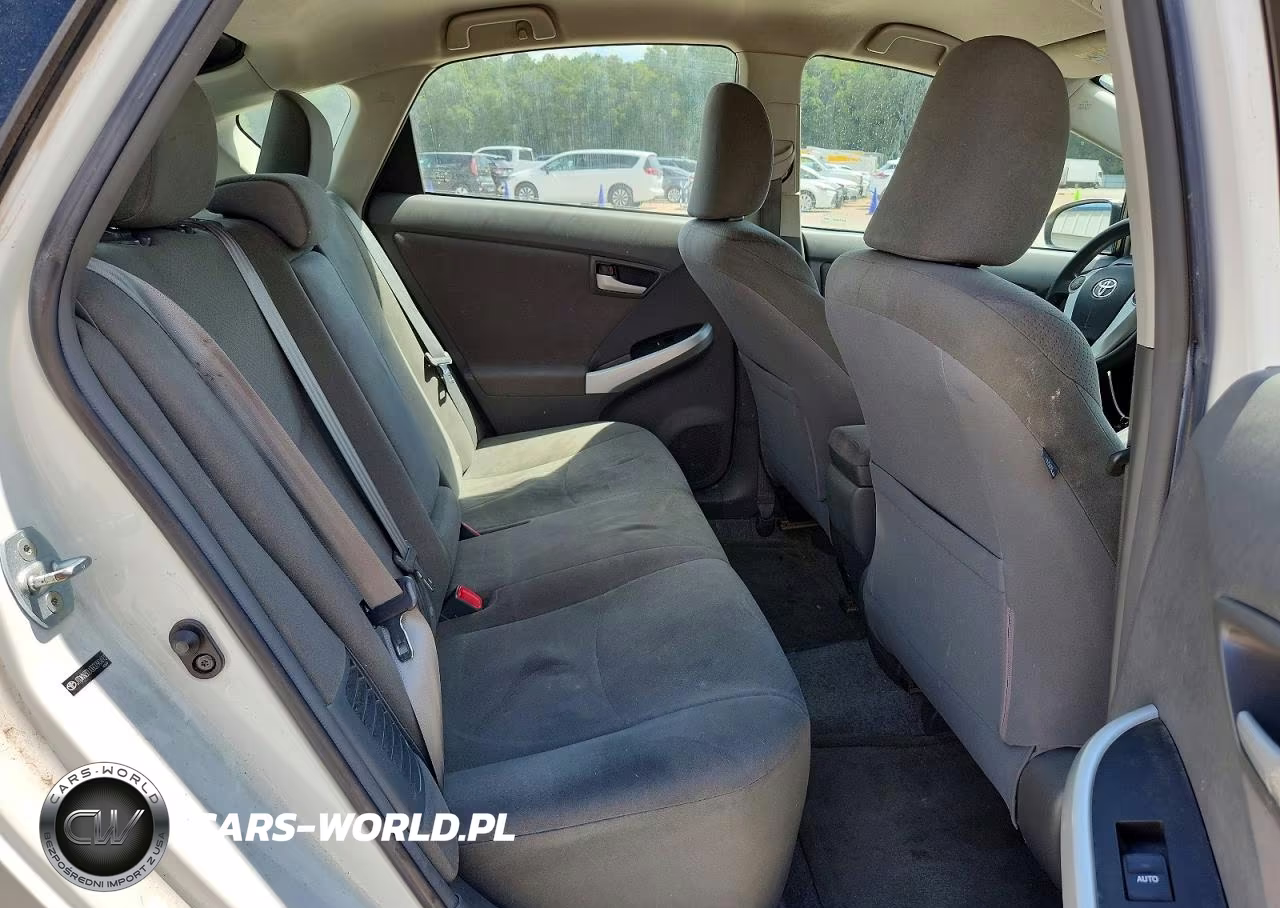 2011 Toyota Prius Two VIN:JTDKN3DU0B0290493 - 10