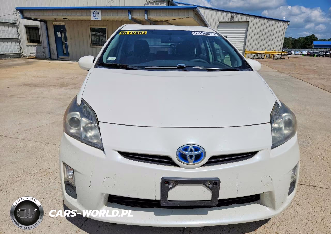 2011 Toyota Prius Two VIN:JTDKN3DU0B0290493 - 5