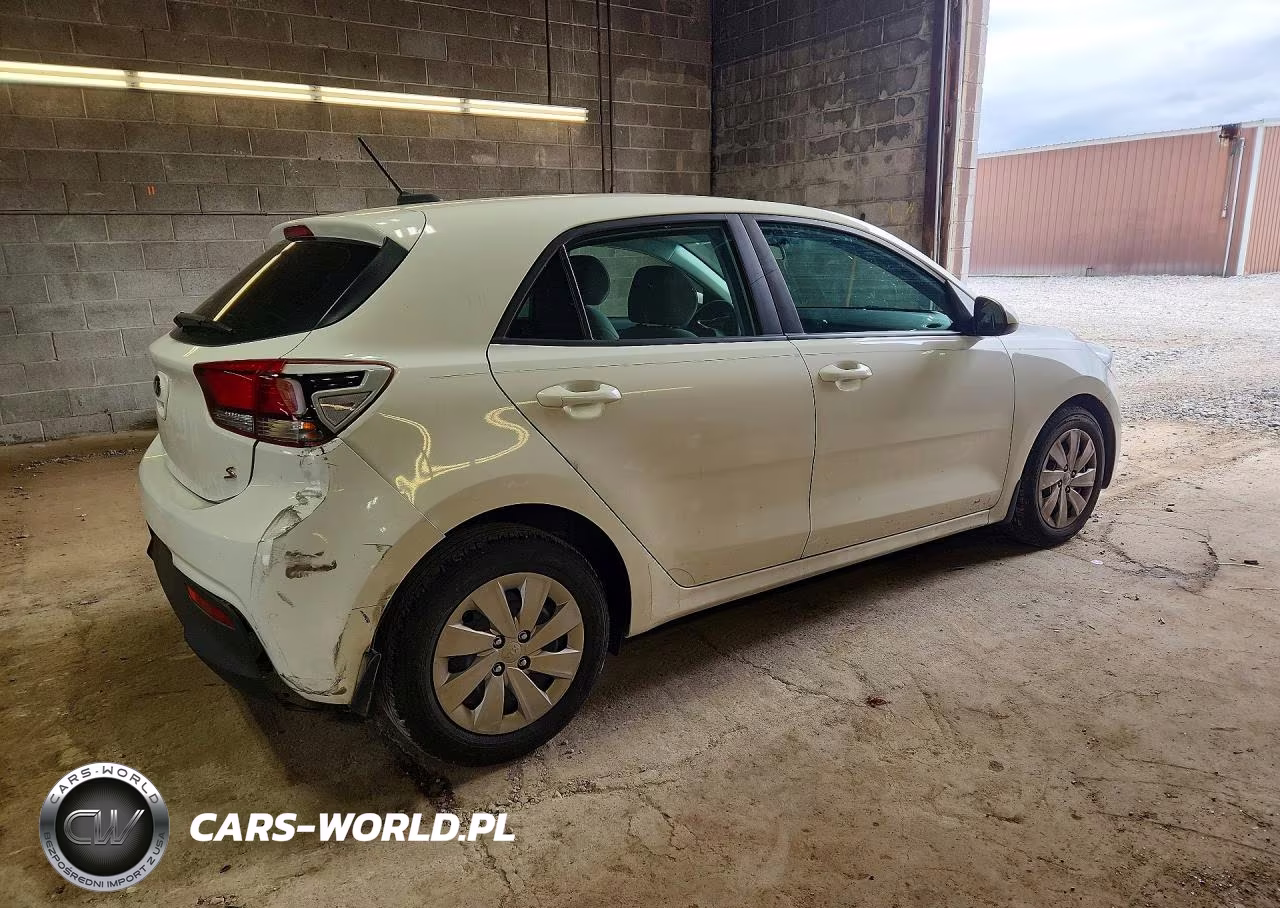 2018 Kia Rio 5-Door S VIN:3KPA25AB2JE092068 - 3