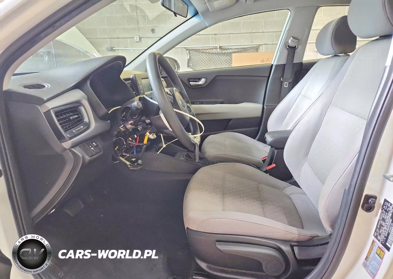 2018 Kia Rio 5-Door S VIN:3KPA25AB2JE092068 - 7