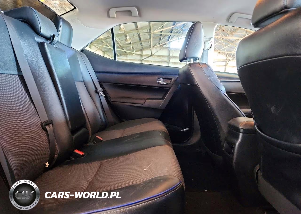 2018 Toyota Corolla Se VIN:2T1BURHE4JC074823 - 10