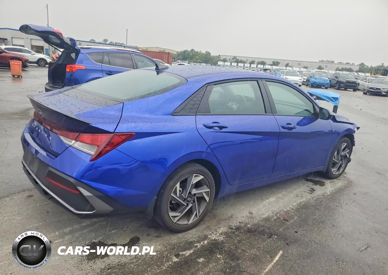 2025 Hyundai Elantra Sel Sport VIN:KMHLM4DG1SU072915 - 3