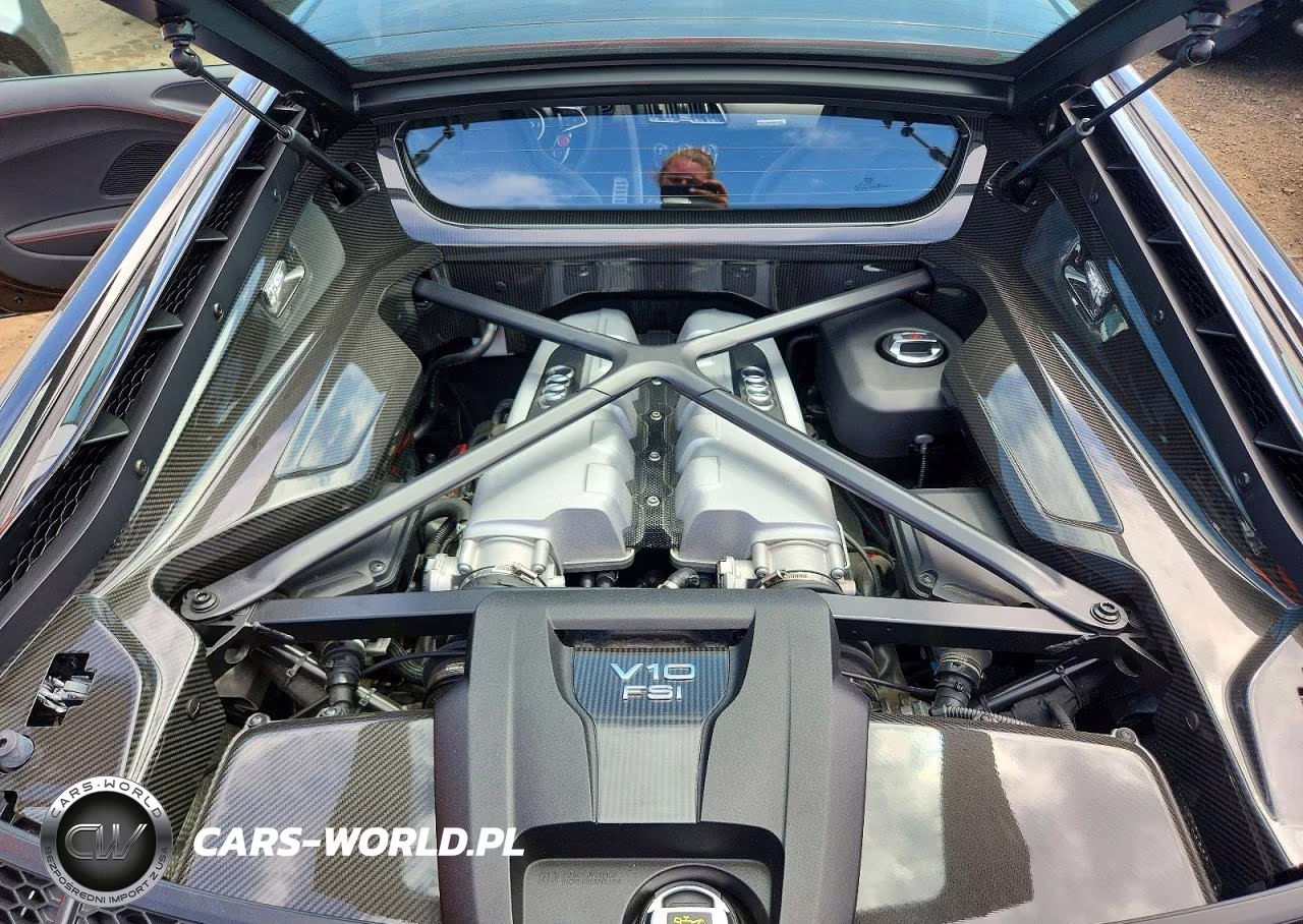 2018 Audi R8 5.2 Plus Quattro VIN:WUAKBAFX8J7901285 - 11