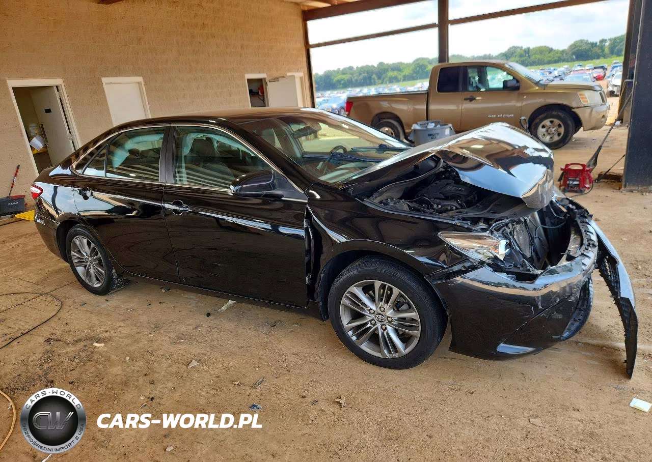 2017 Toyota Camry Se VIN:4T1BF1FK3HU687125 - 4