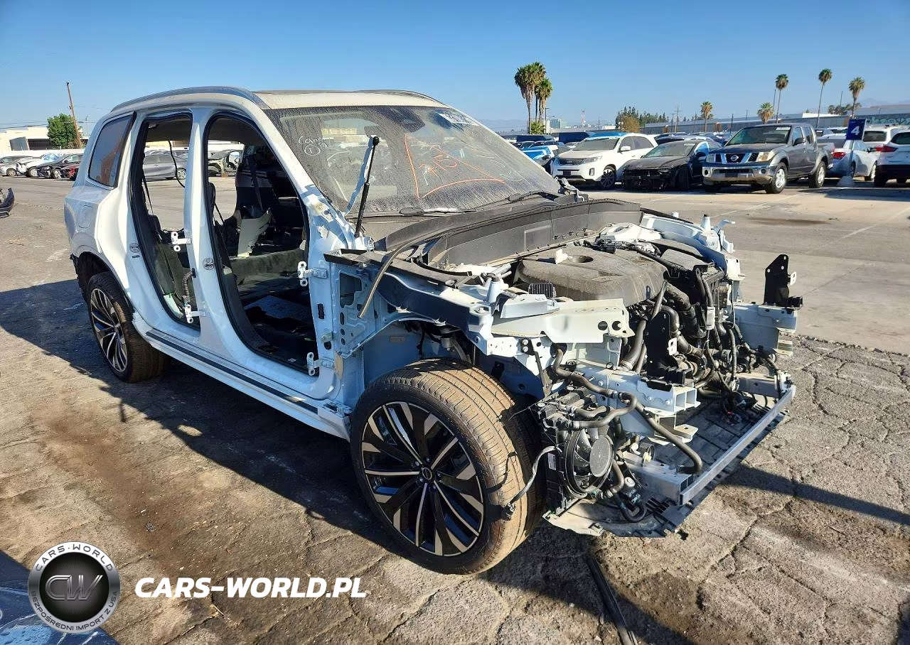2025 Volvo Xc90 Plus VIN:YV4H60PB6S1353457 - 4