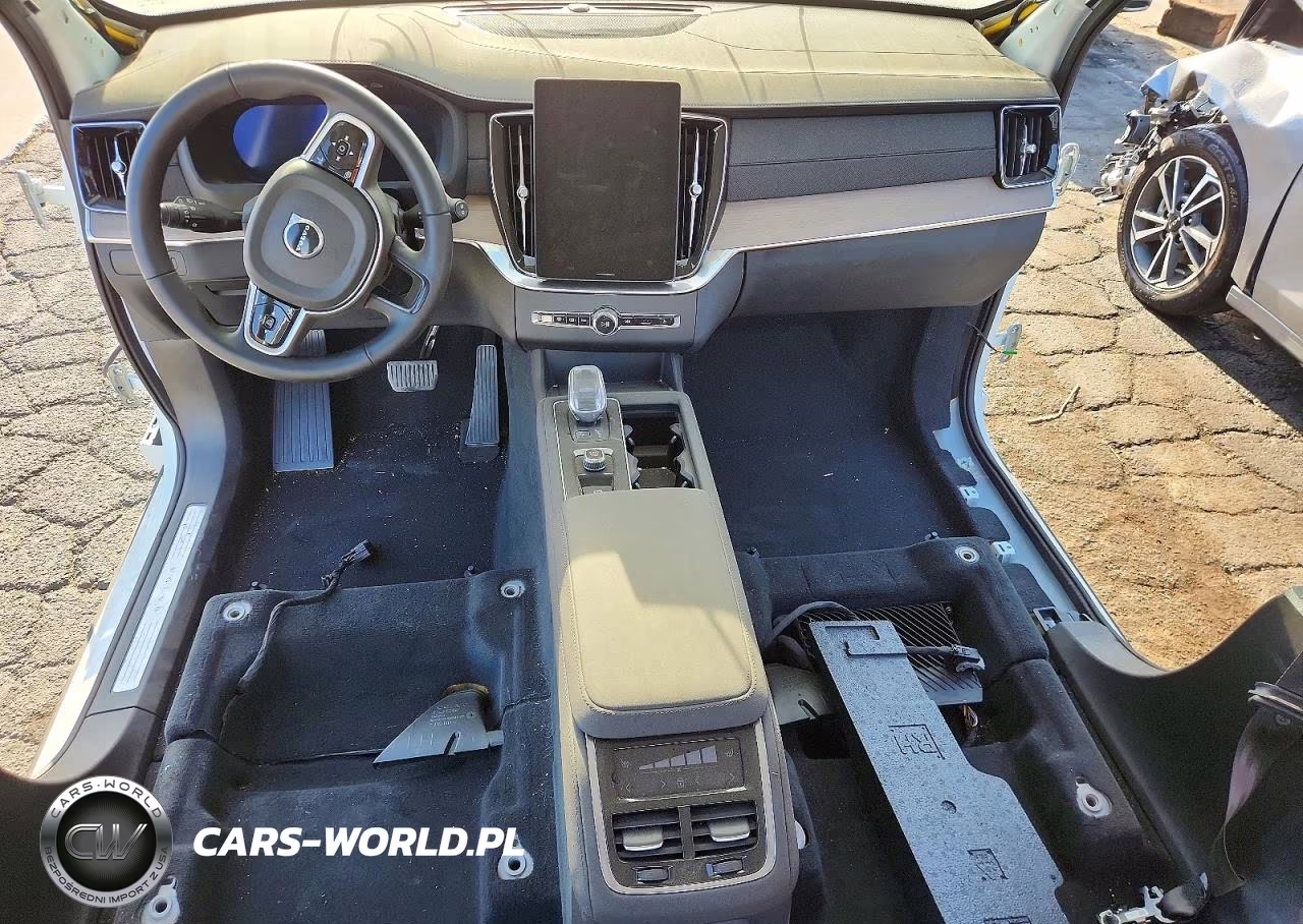 2025 Volvo Xc90 Plus VIN:YV4H60PB6S1353457 - 8