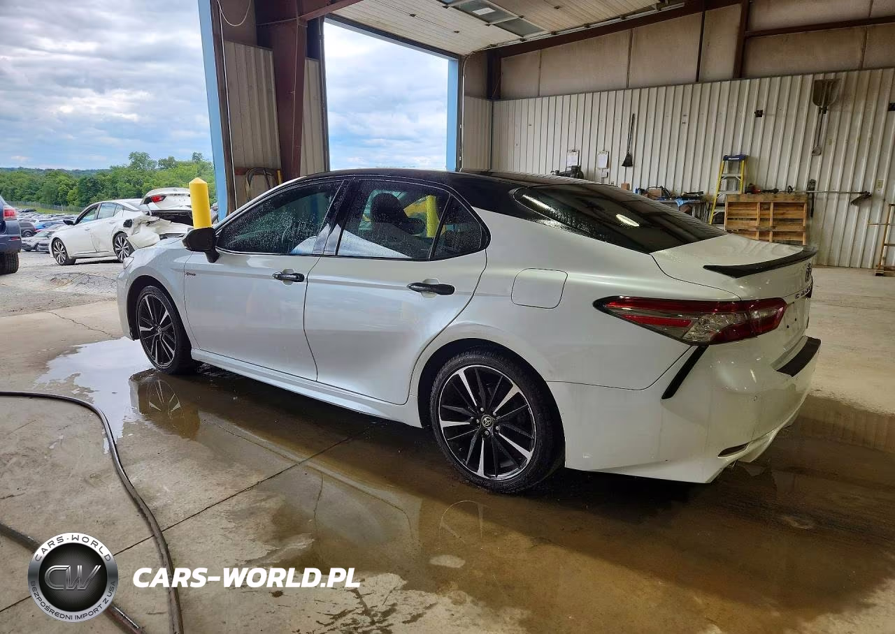 2018 Toyota Camry Xse VIN:4T1B61HK8JU156554 - 2