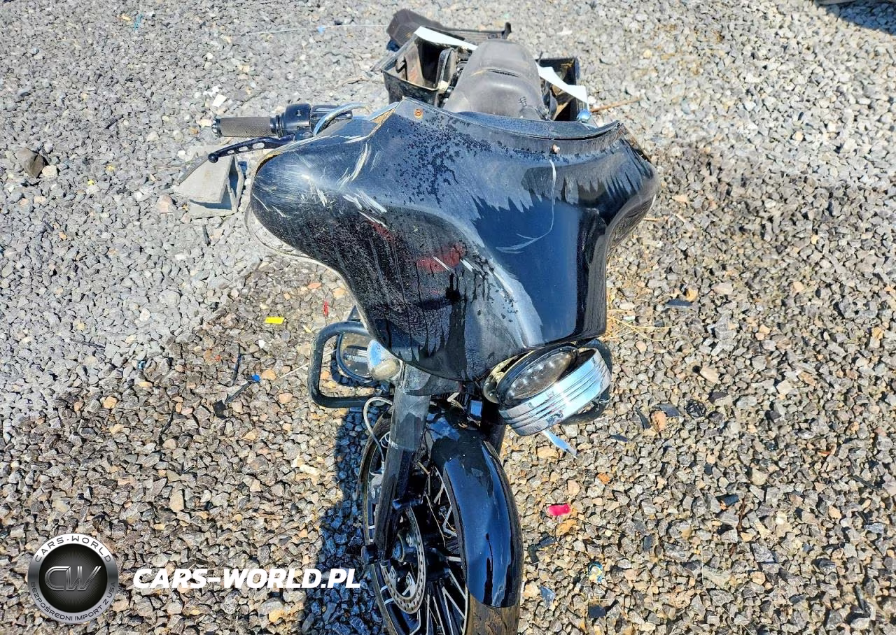 2013 Harley-Davidson Flhx Street Glide VIN:1HD1KBM16DB631857 - 5