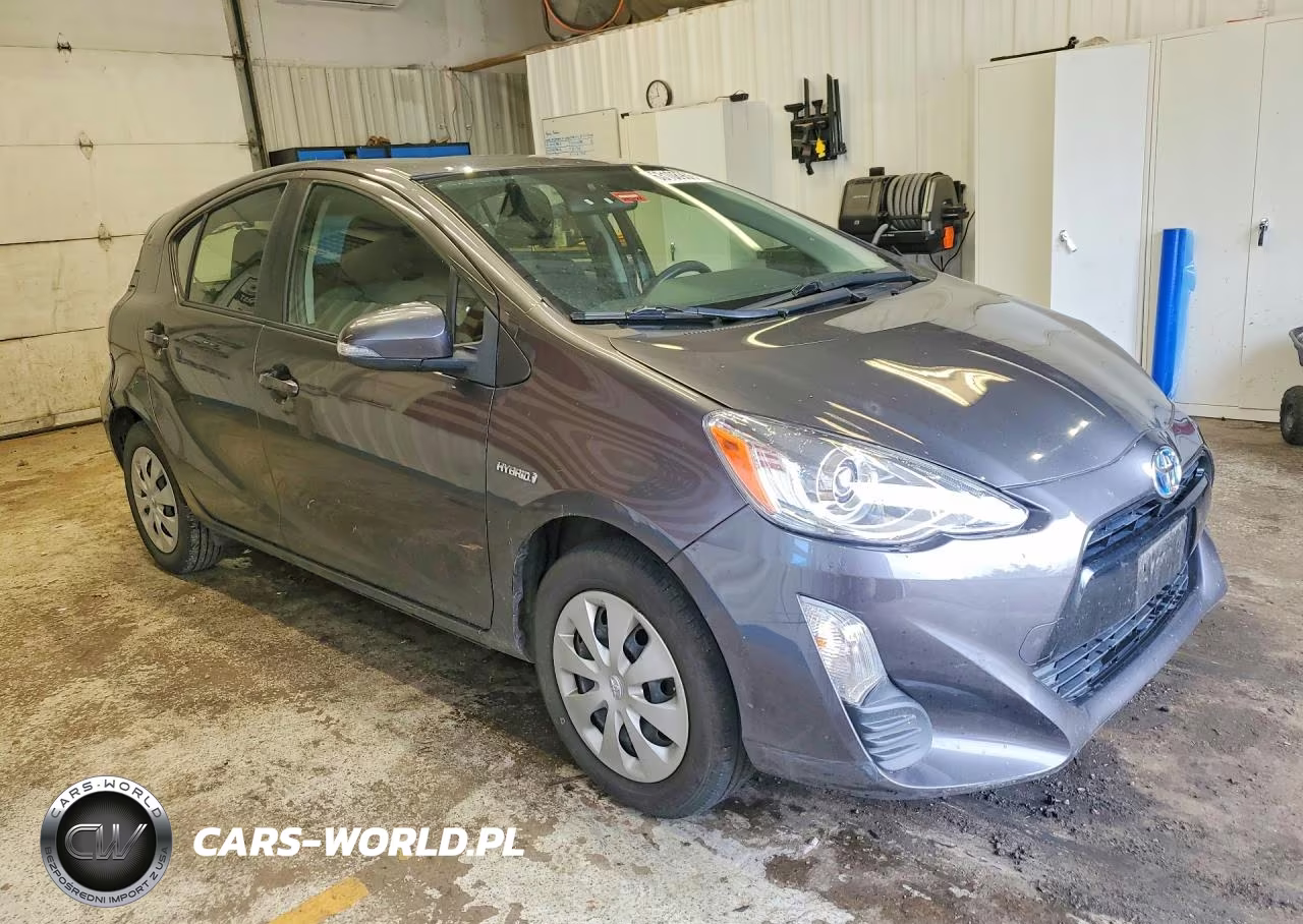 2016 Toyota Prius C Two VIN:JTDKDTB36G1116216 - 4