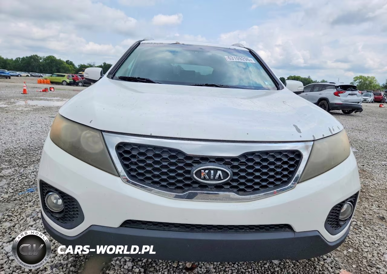 2011 Kia Sorento Lx VIN:5XYKTDA17BG153079 - 5