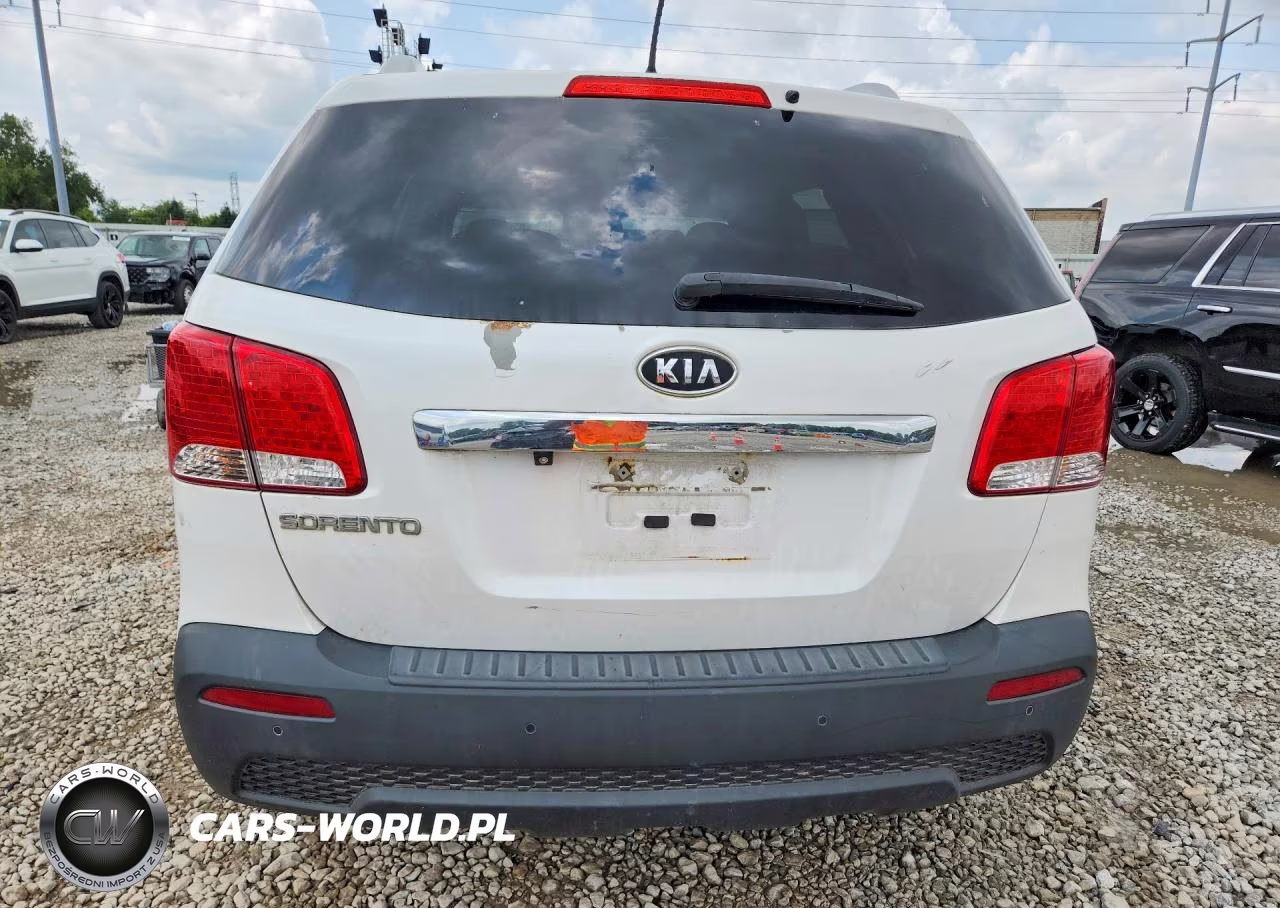 2011 Kia Sorento Lx VIN:5XYKTDA17BG153079 - 6