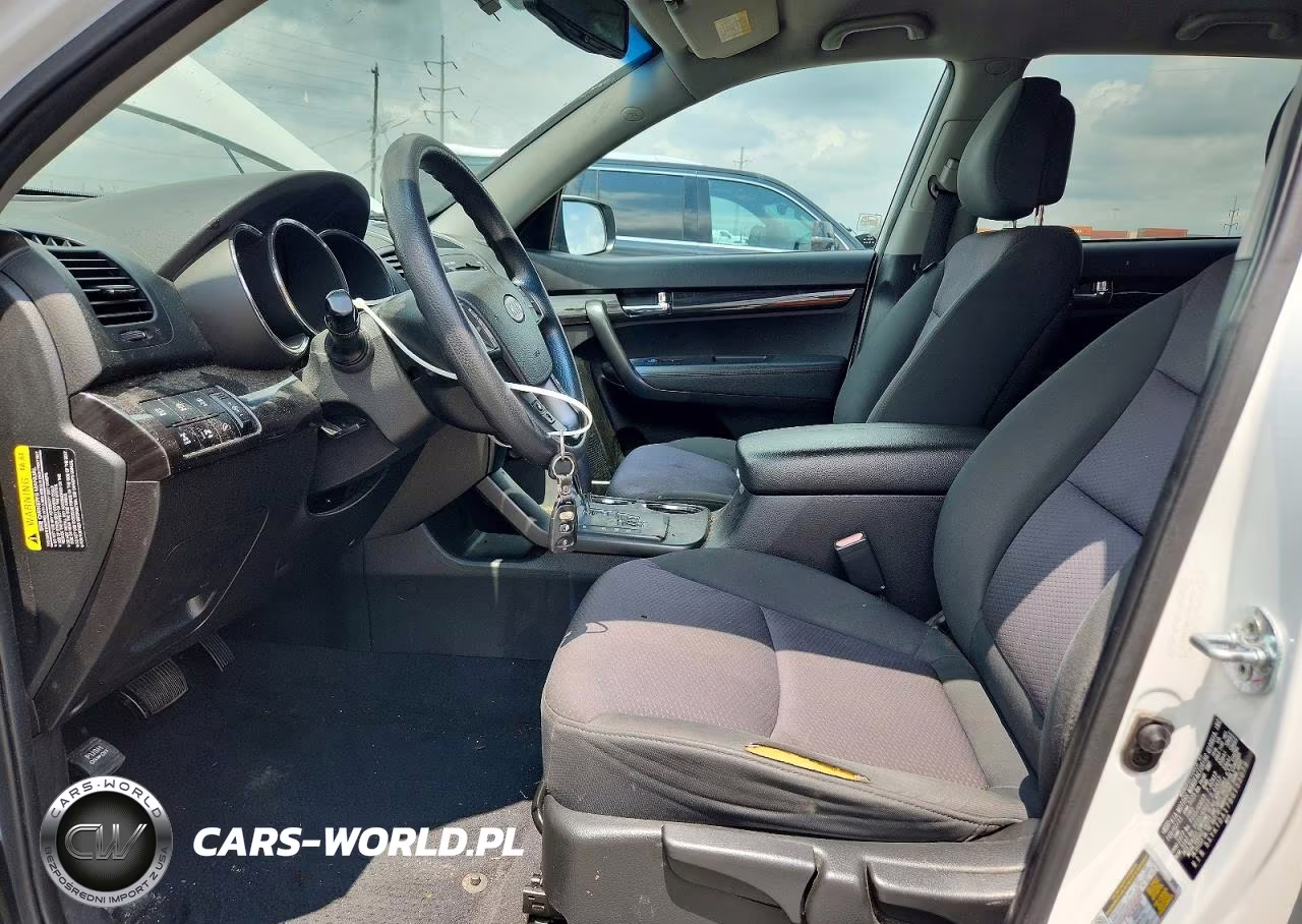 2011 Kia Sorento Lx VIN:5XYKTDA17BG153079 - 7
