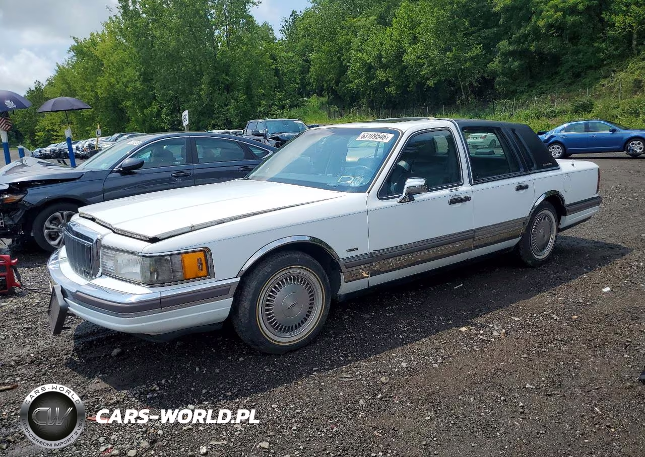1990 Lincoln Town Car
