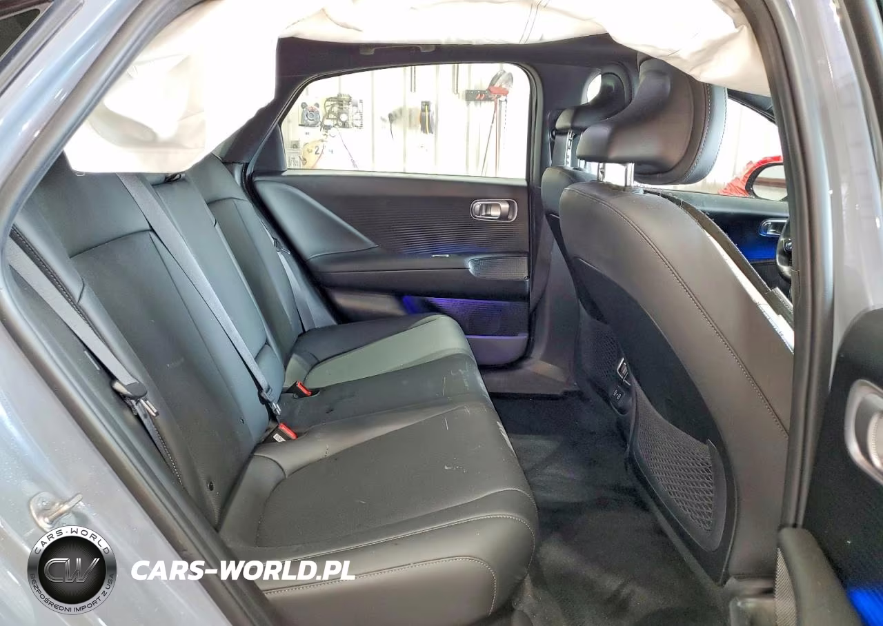 2023 Hyundai Ioniq 6 Limited VIN:KMHM54AC8PA051300 - 10