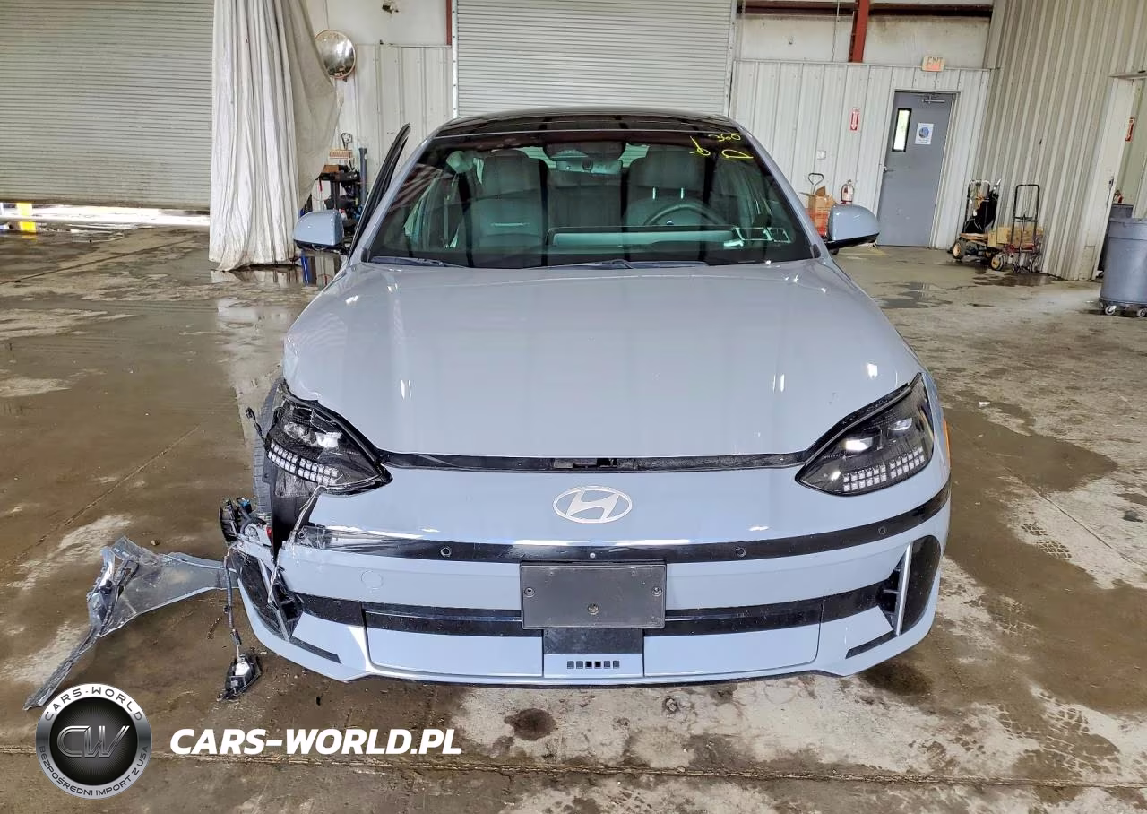 2023 Hyundai Ioniq 6 Limited VIN:KMHM54AC8PA051300 - 5