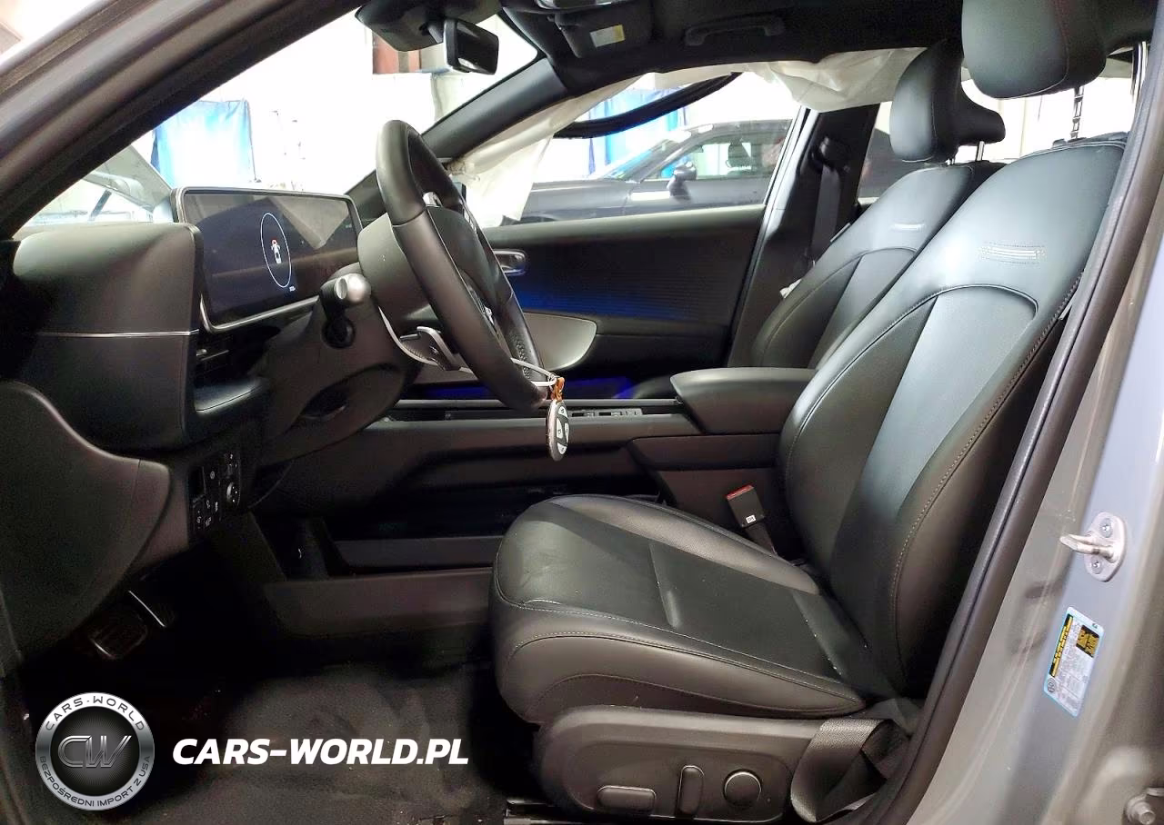 2023 Hyundai Ioniq 6 Limited VIN:KMHM54AC8PA051300 - 7
