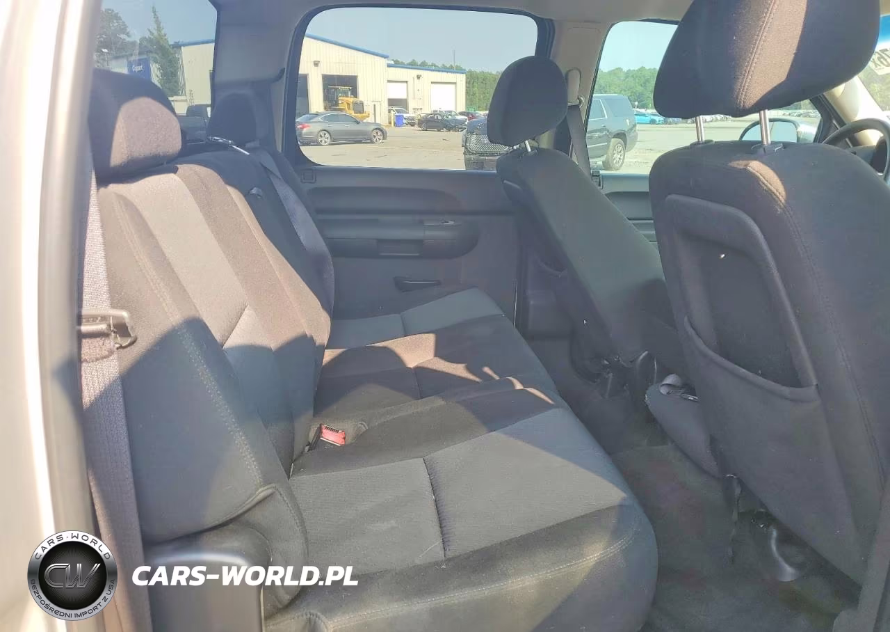 2010 Chevrolet Silverado C1500 Ls VIN:3GCRCREA8AG202148 - 10