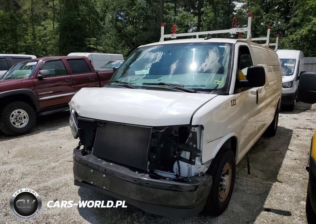 2020 Chevrolet Express G2500