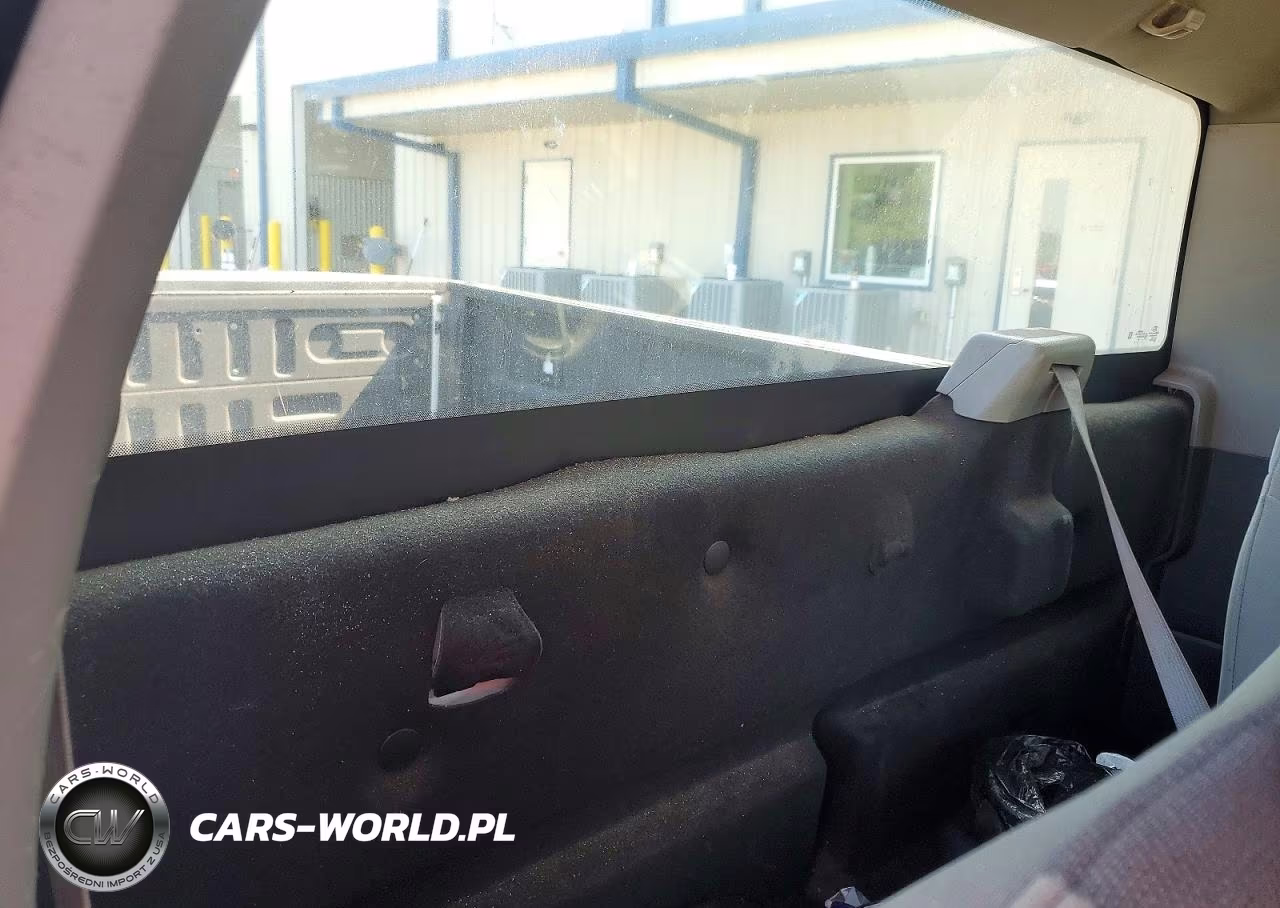 2018 Ford F150 VIN:1FTMF1CB2JKF17583 - 10
