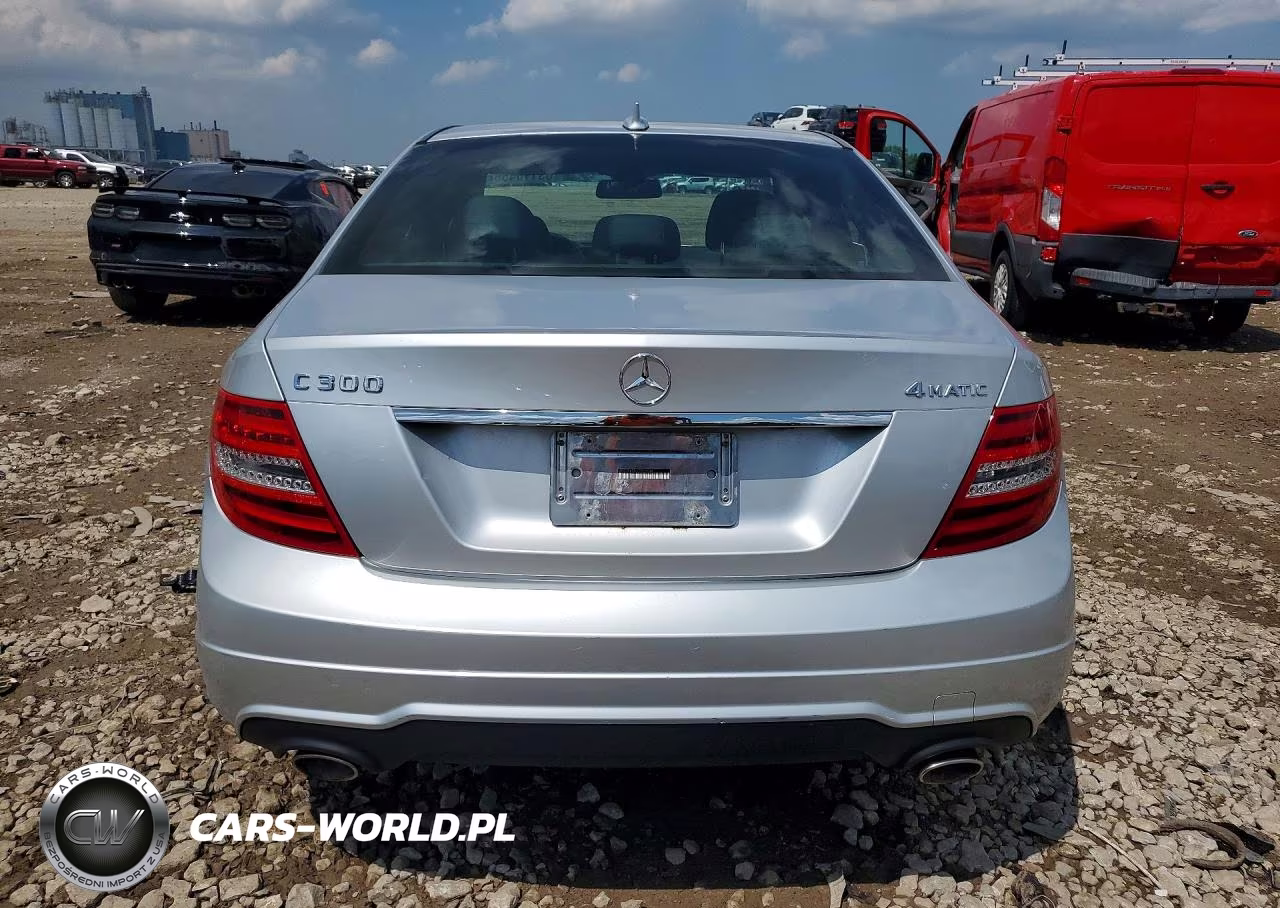 2012 Mercedes-Benz C 300 4Matic VIN:WDDGF8BB0CF912516 - 6