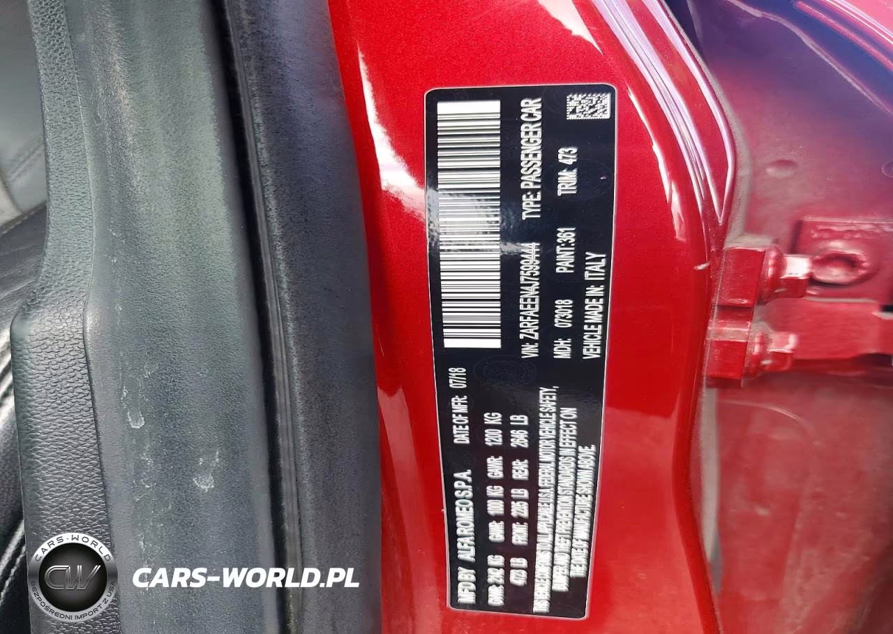 2018 Alfa Romeo Giulia Ti Q4 VIN:ZARFAEEN4J7599444 - 12