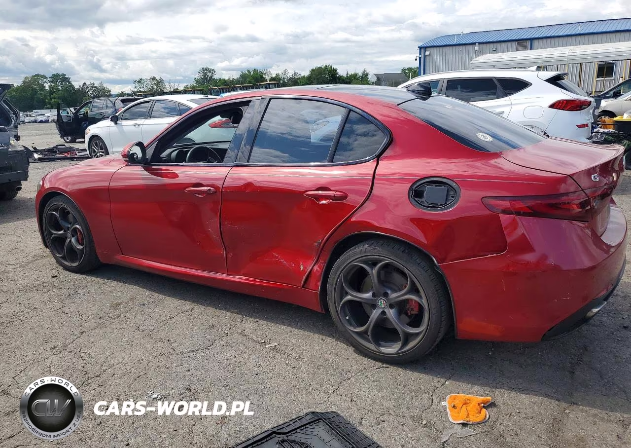 2018 Alfa Romeo Giulia Ti Q4 VIN:ZARFAEEN4J7599444 - 2