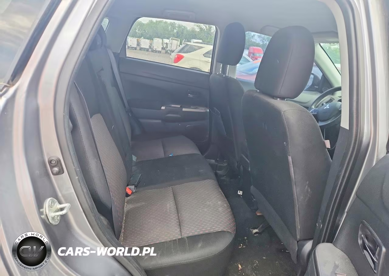 2019 Mitsubishi Outlander Sport Es VIN:JA4AP3AU5KU015974 - 11