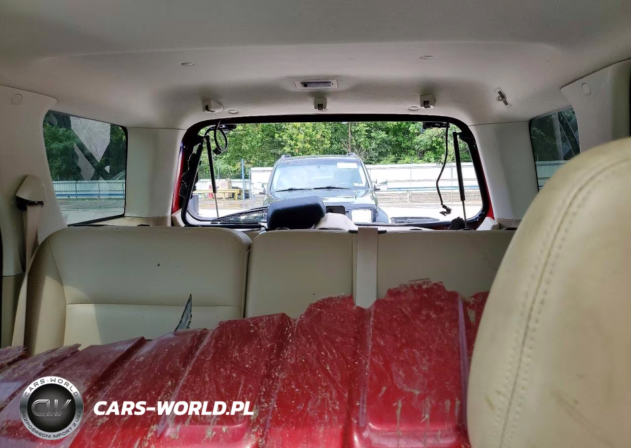 2008 Ford Escape Xlt VIN:1FMCU931X8KB08809 - 10