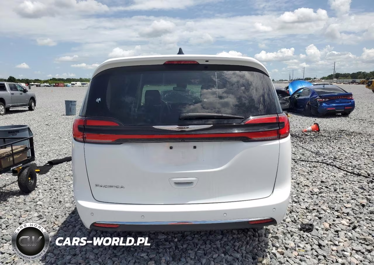 2024 Chrysler Pacifica Touring L VIN:2C4RC1BG4RR119994 - 6