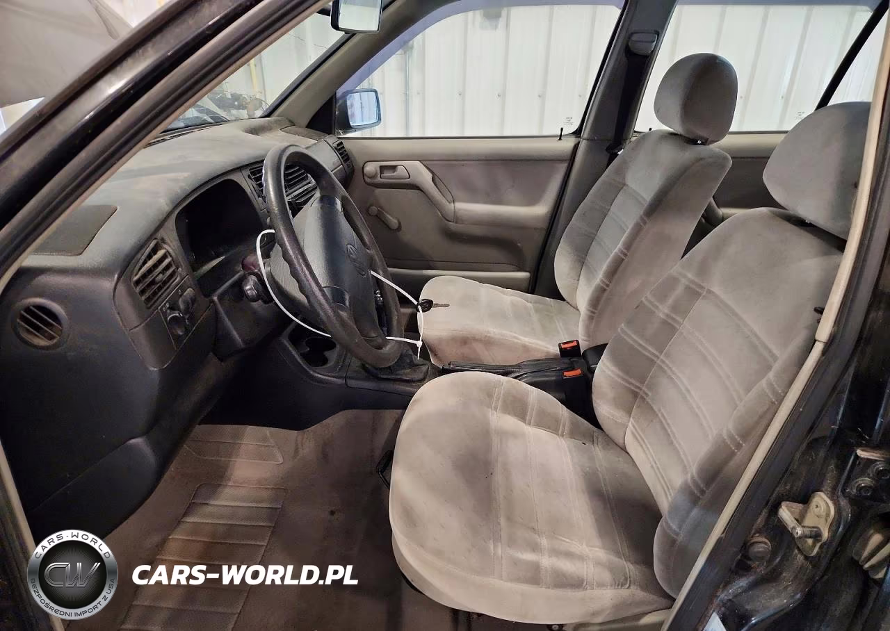 1996 Volkswagen Golf Gl VIN:3VWFA81H8TM105149 - 7