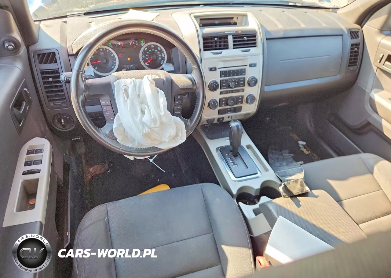 2011 Ford Escape Xlt VIN:1FMCU0D70BKA81352 - 8