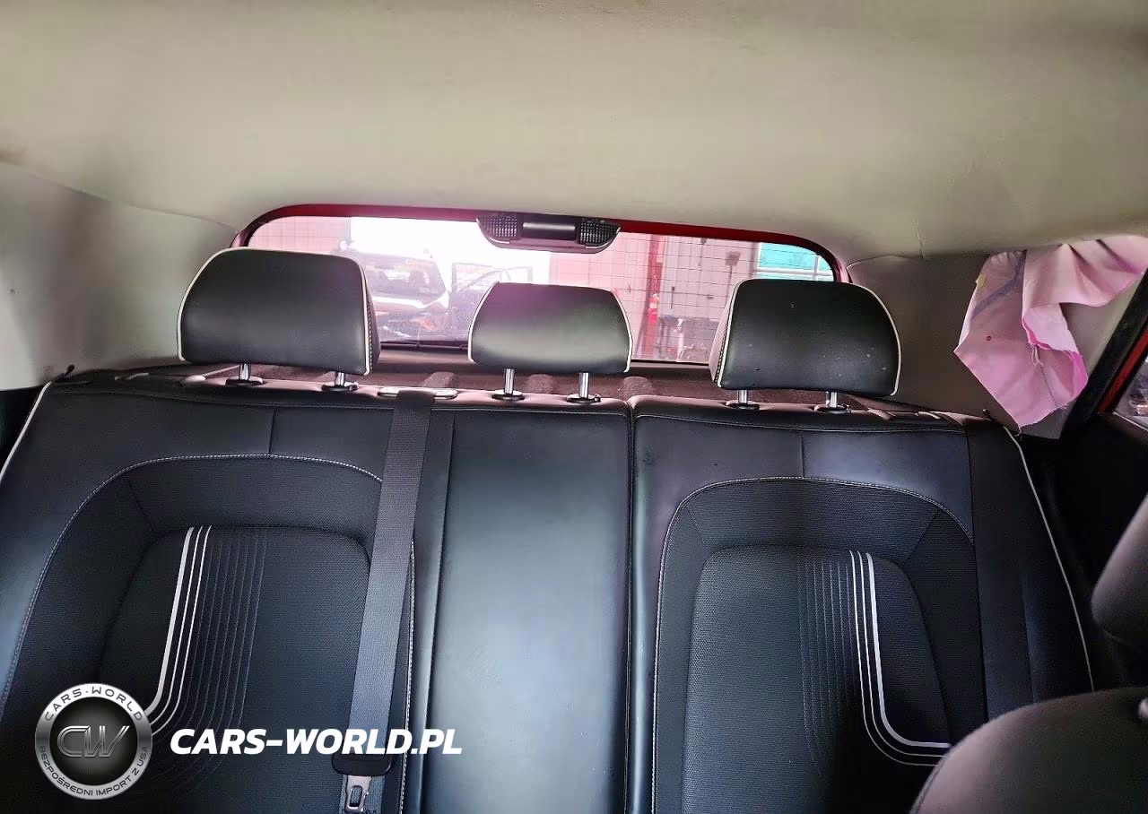 2022 Hyundai Venue Limited VIN:KMHRC8A36NU204707 - 10