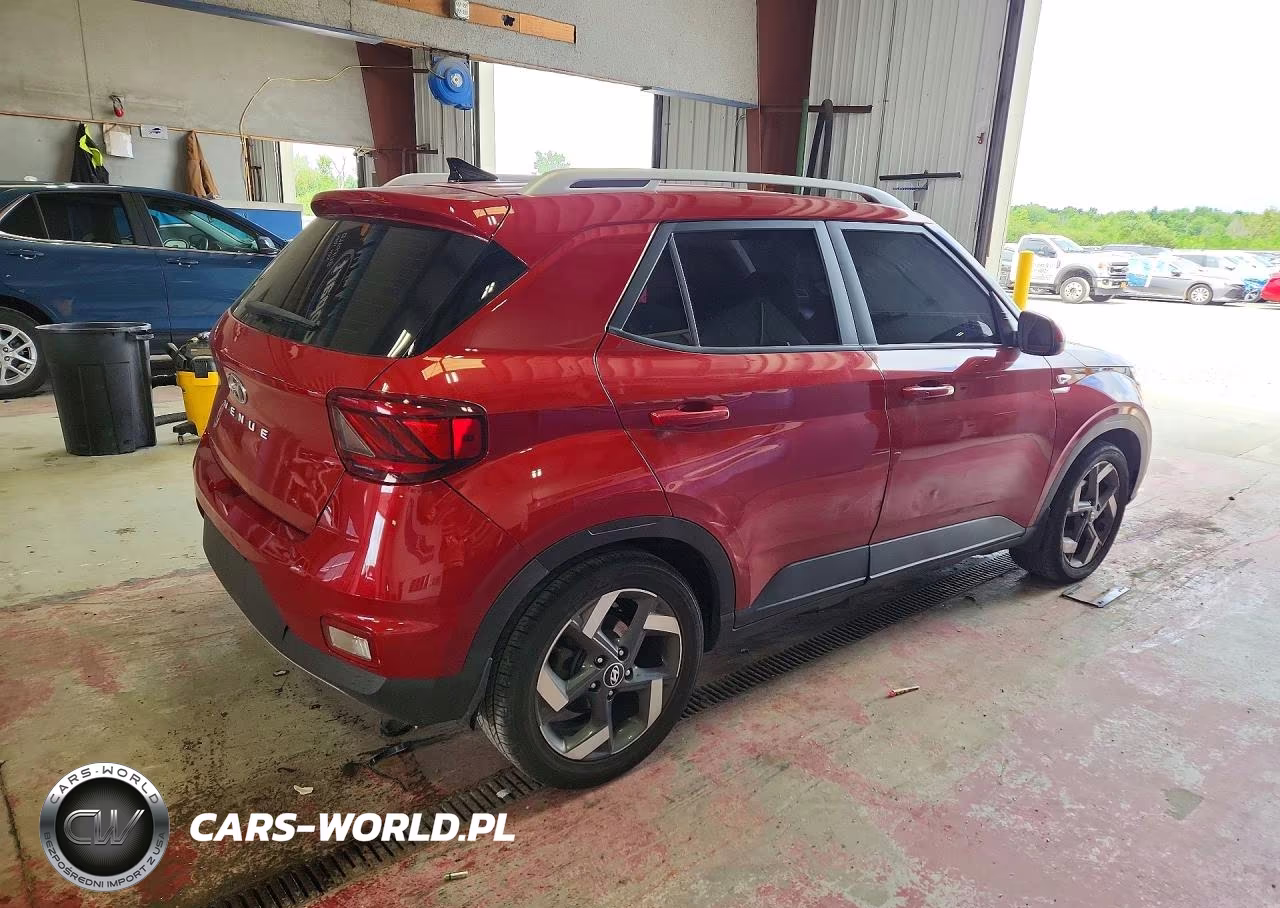 2022 Hyundai Venue Limited VIN:KMHRC8A36NU204707 - 3