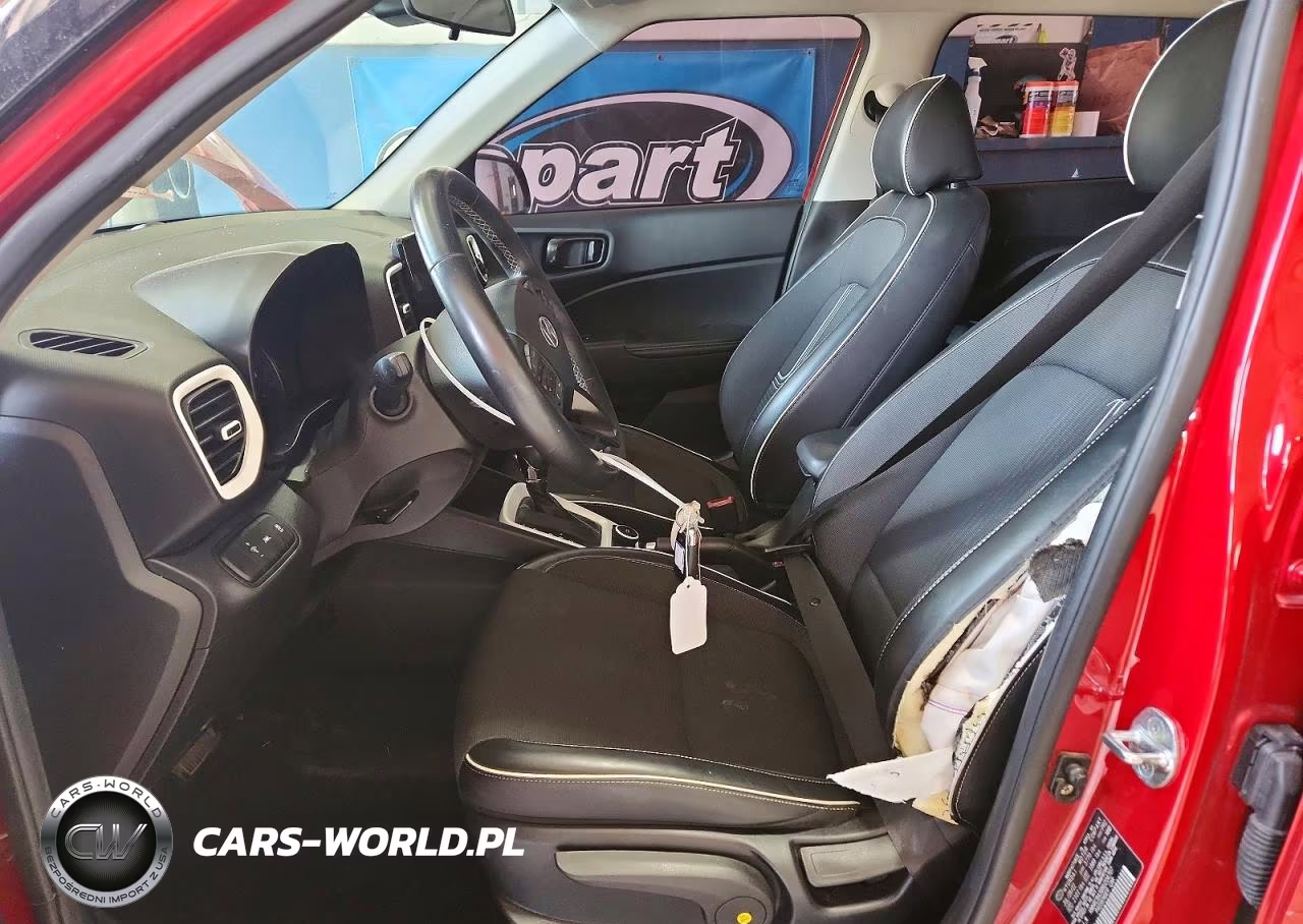 2022 Hyundai Venue Limited VIN:KMHRC8A36NU204707 - 7