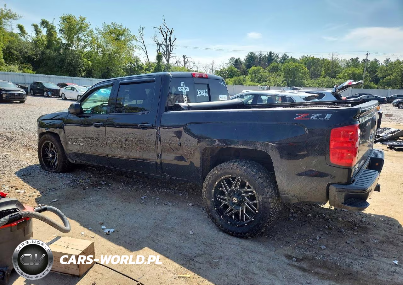 2018 Chevrolet Silverado K1500 Lt VIN:3GCUKREC9JG147756 - 2