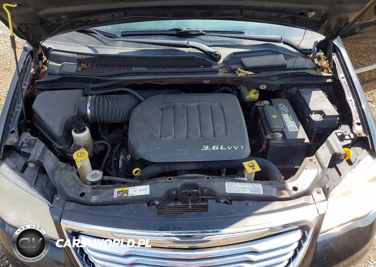 2013 Chrysler Town & Country Touring VIN:2C4RC1BG0DR576858 - 12