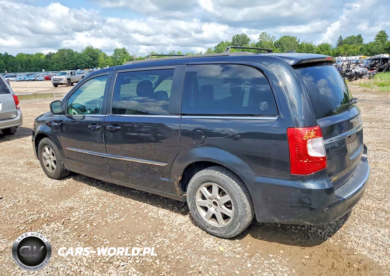 2013 Chrysler Town & Country Touring VIN:2C4RC1BG0DR576858 - 2